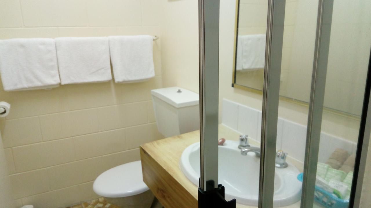 The Islands Inn Motel Airlie Beach Esterno foto